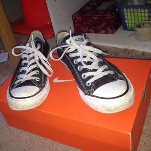 Low top converse all stars