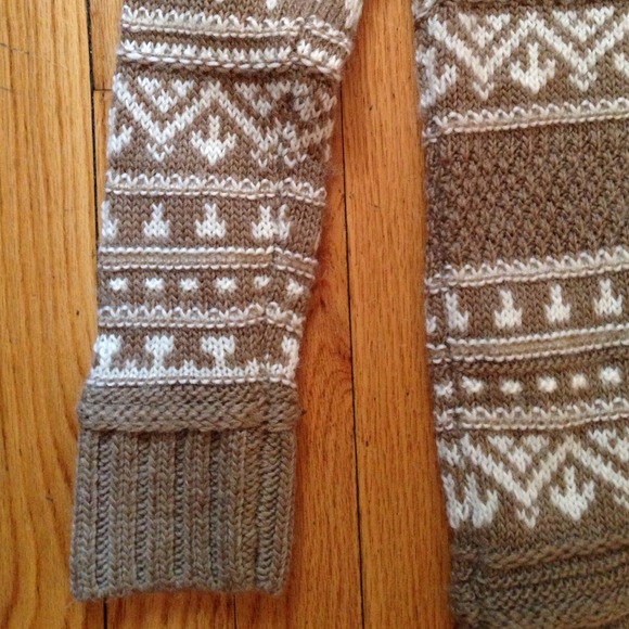 SOLD in bundle: Zara knit sweater NWOT - Picture 4 of 4