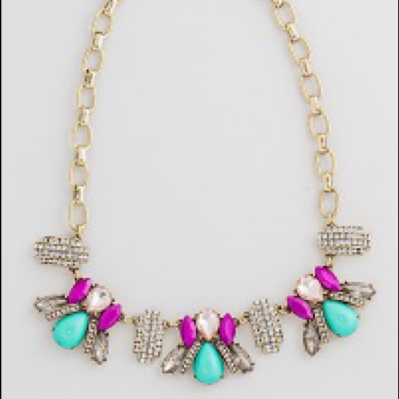 Bumble bee necklace