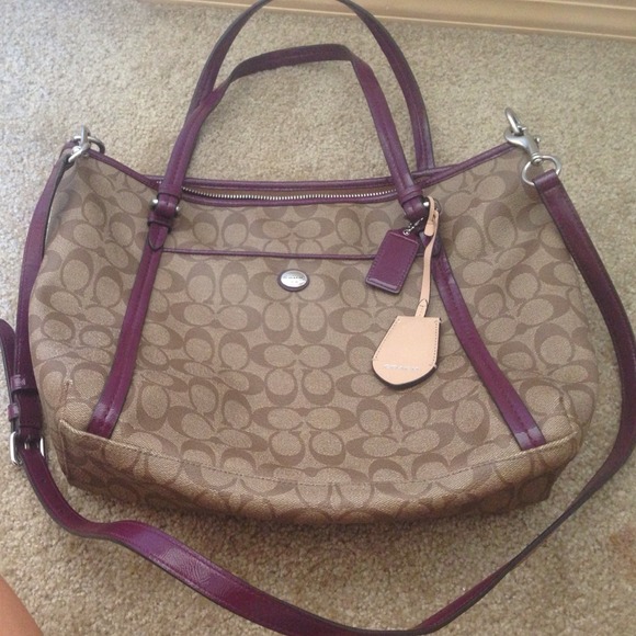 Coach Purse - Picture 4 of 4