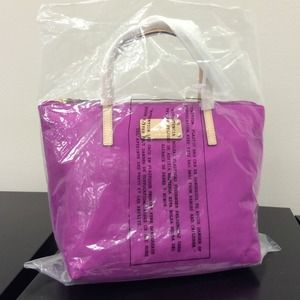 Kate Spade Kennedy Park Tiny Sophie - @alexgraves