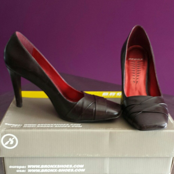 Bronx brown heels