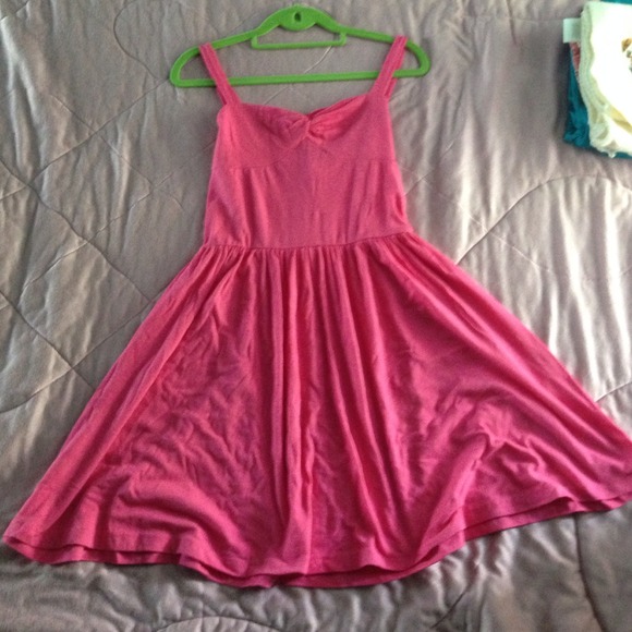 ❤️BRAND NEW❤️ Pink dress