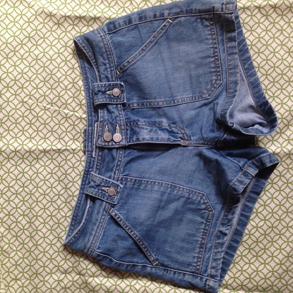 High Waisted denim shorts