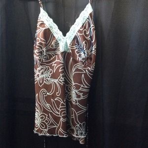 Spaghetti strap dress shirt🏈