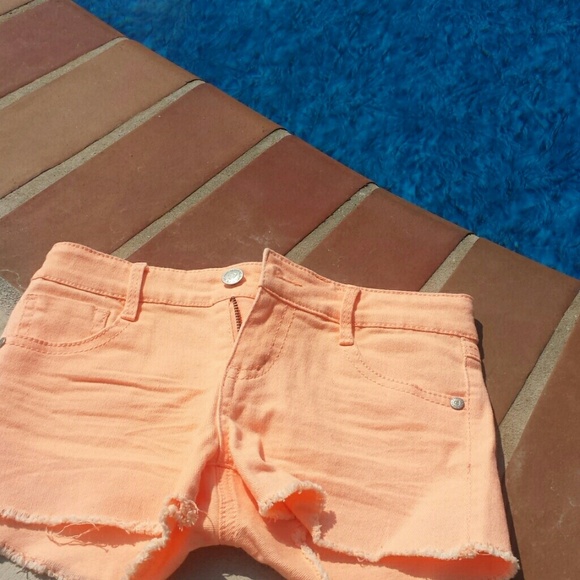 Peachesh orange shorts!