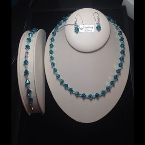 SWAROVSKI CRYSTALS Necklace