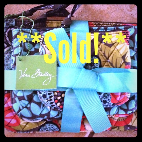 **Sold!**Vera Bradley Flower Shower Cosmetic Trio