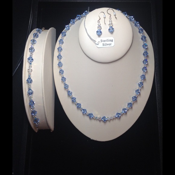 Swarovski Jewelry - SWAROVSKI CRYSTALS - Necklace
