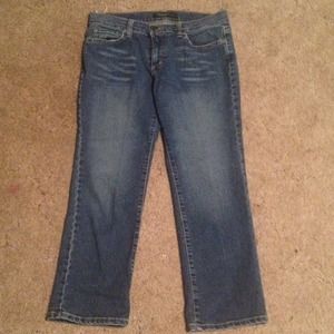 American Eagle demon Capris