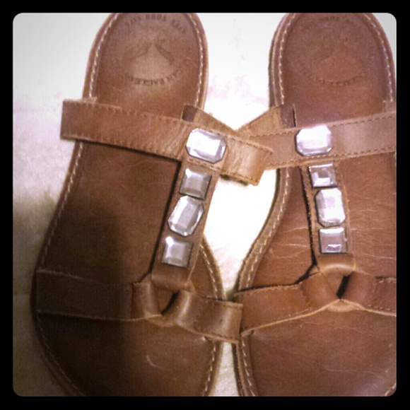 Brown leather sandal