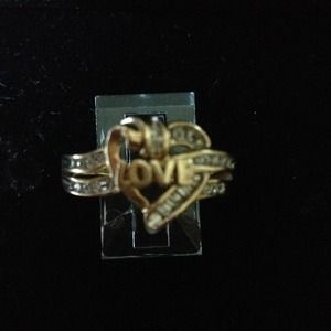 10k heart love with mossinite