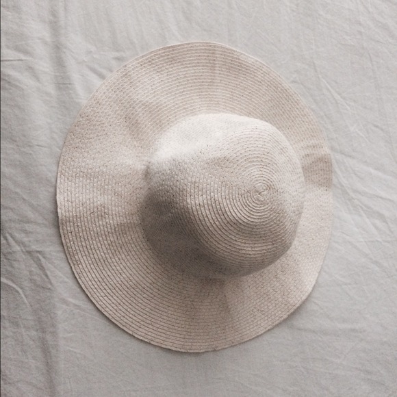 H&M Other - H&M Floppy hat