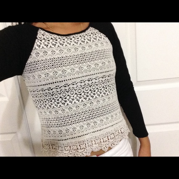 Baseball tee 🎀 - Picture 1 of 1