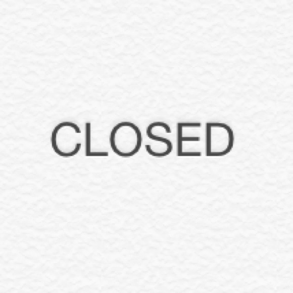 ❌CLOSET CLOSED❌ - Picture 1 of 1