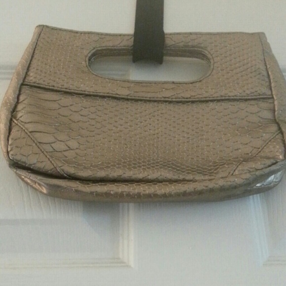 Gorgeous clutch - Picture 3 of 3