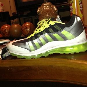 Mens Nike Airmax!!!! Very nice shoes