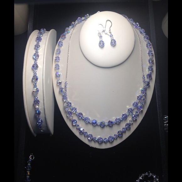 SWAROVSKI CRYSTAL NECKLACE