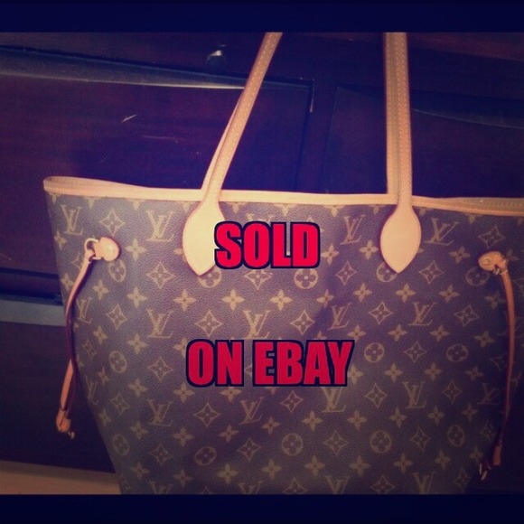 Louis Vuitton Handbags - 100% Genuine Louis Vuitton Bag Neverfull Monogram.