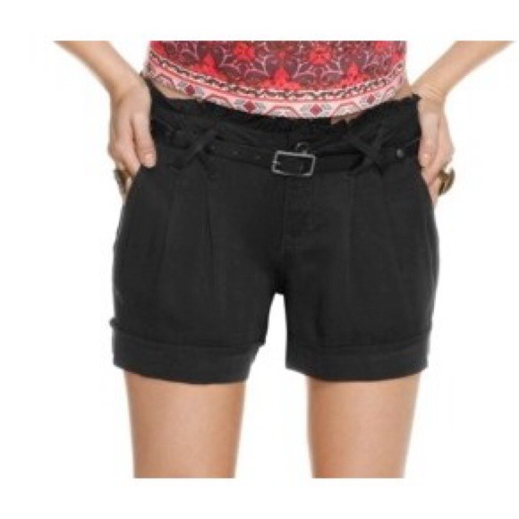BeBop Juniors Pleated Belted Shorts - Black 29in - Picture 1 of 1