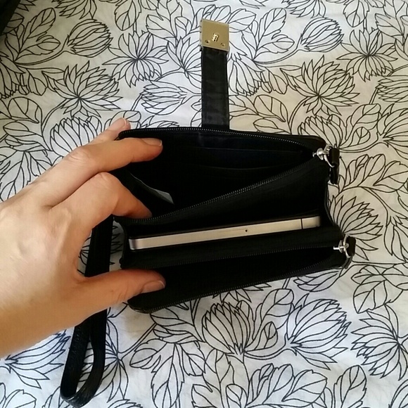 Nwot- Black wristlet,  iPhone case wallet - Picture 2 of 8