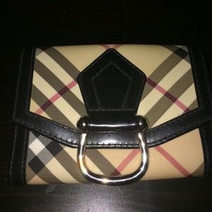Burberry wallet