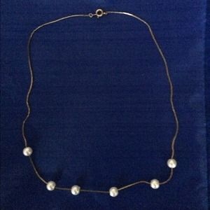 Birthday Necklace: Gold Chain w/6 Cultured Pearls