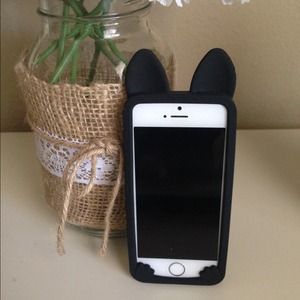 Black iPhone 5 case