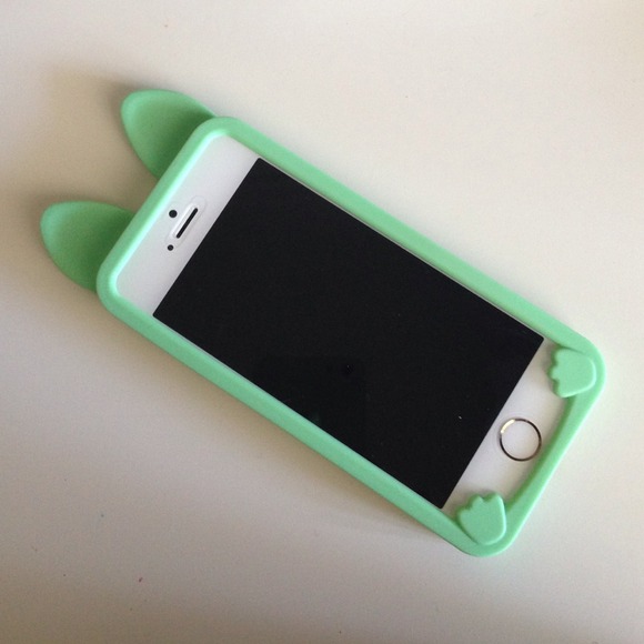Mint green iphone 5 case