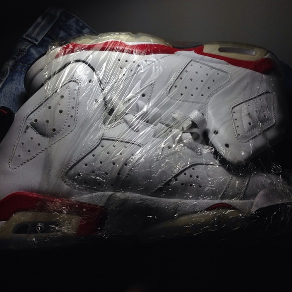 AIR JORDAN WHITE INFARED 6s - Picture 4 of 4