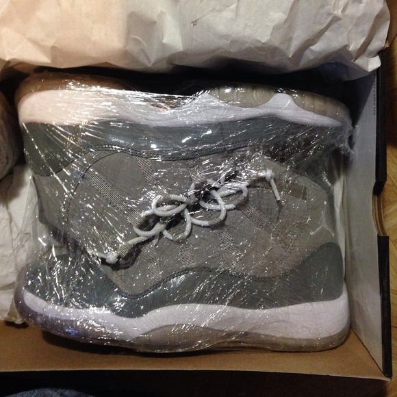 Jordan Shoes - AIR JORDAN COOL GREY 11s Sz 6