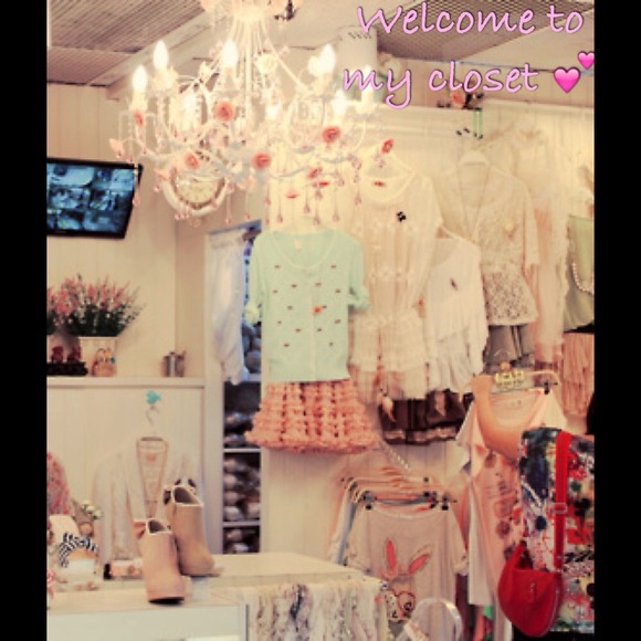 🎀 welcome to my closet fellow poshers! 🎀