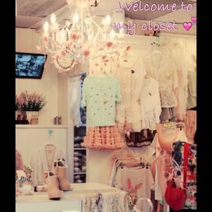 🎀 welcome to my closet fellow poshers! 🎀