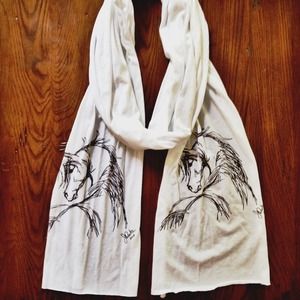 🔴Sold🔴White Horse Print Scarf