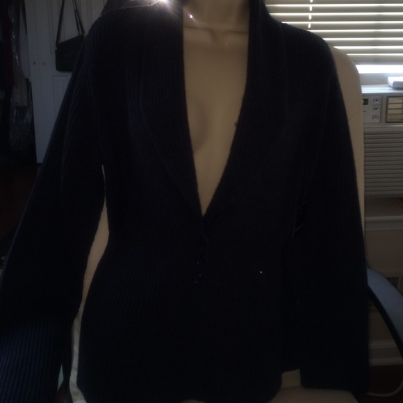SOLD IN BUNDLE. TAHARI CARDIGAN SZ XL