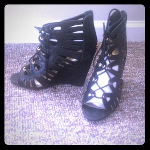 Brand new! Black, tie up to ankle, wedge.