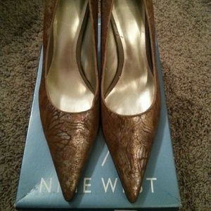 Nine West gold heels