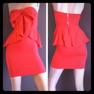 🚫SOLD⬇️REDUCED🎀 NWT H&M Bow Dress 🎀