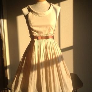 Adorable vintage-style dress from Mod Cloth