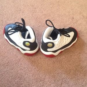 RESERVED    Air Jordan retro 13 toddler SIZE 8