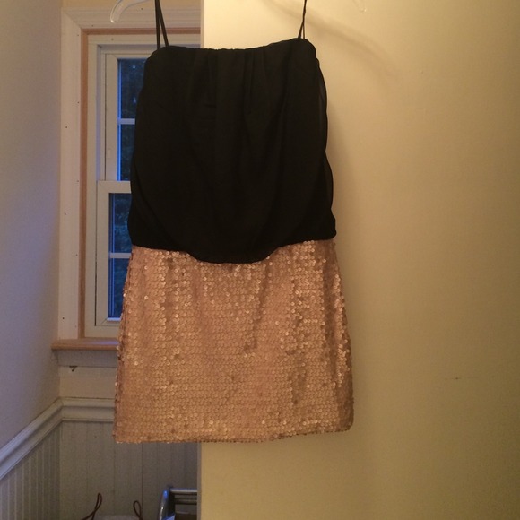 A dress that looks as if you're wearing 2 pieces!