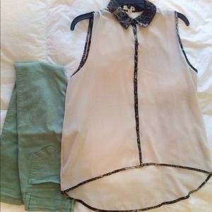 Chiffon Sleeveless Blouse w/Animal Print