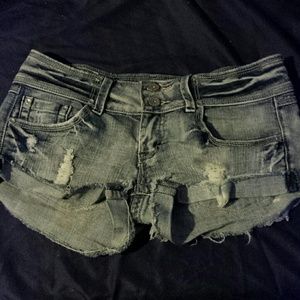 Cute jean shorts
