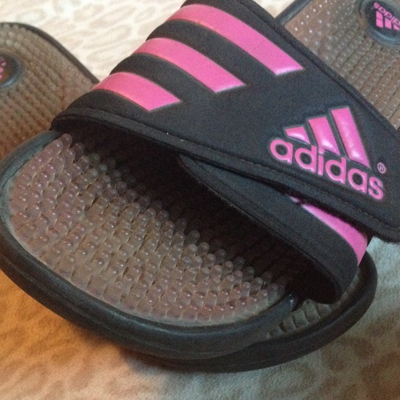Adidas Shoes - Adidas slides!