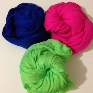 3 Abercrombie scarves