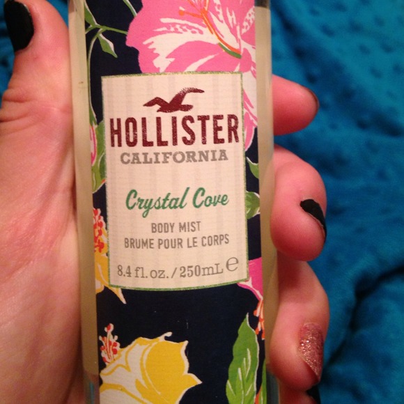 Hollister Accessories - Hollister perfume