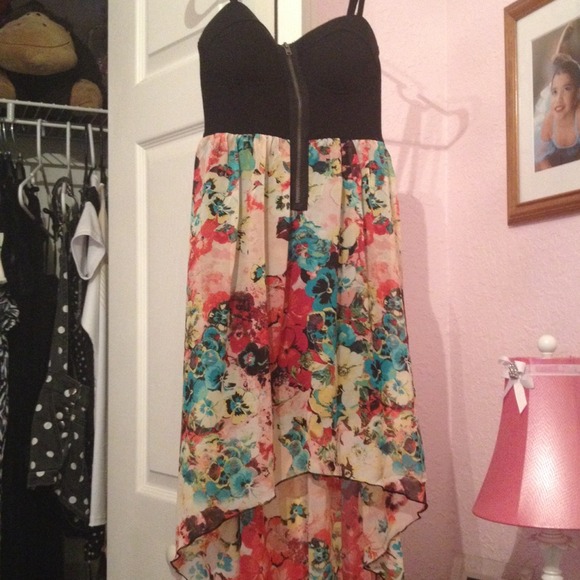 Material Girl cute summer dress - Picture 4 of 4