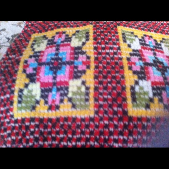 Handmade cove table - Picture 2 of 2