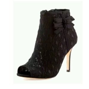 Vince Camuto Signature Rosabelle mesh bootie 7.5