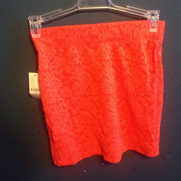 Orange skirt - Picture 1 of 1